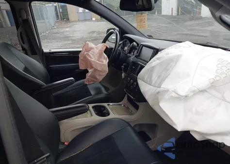 2018 Dodge Grand Caravan Sxt z USA, uszkodzony, nr VIN 2C4RDGCG7JR297241